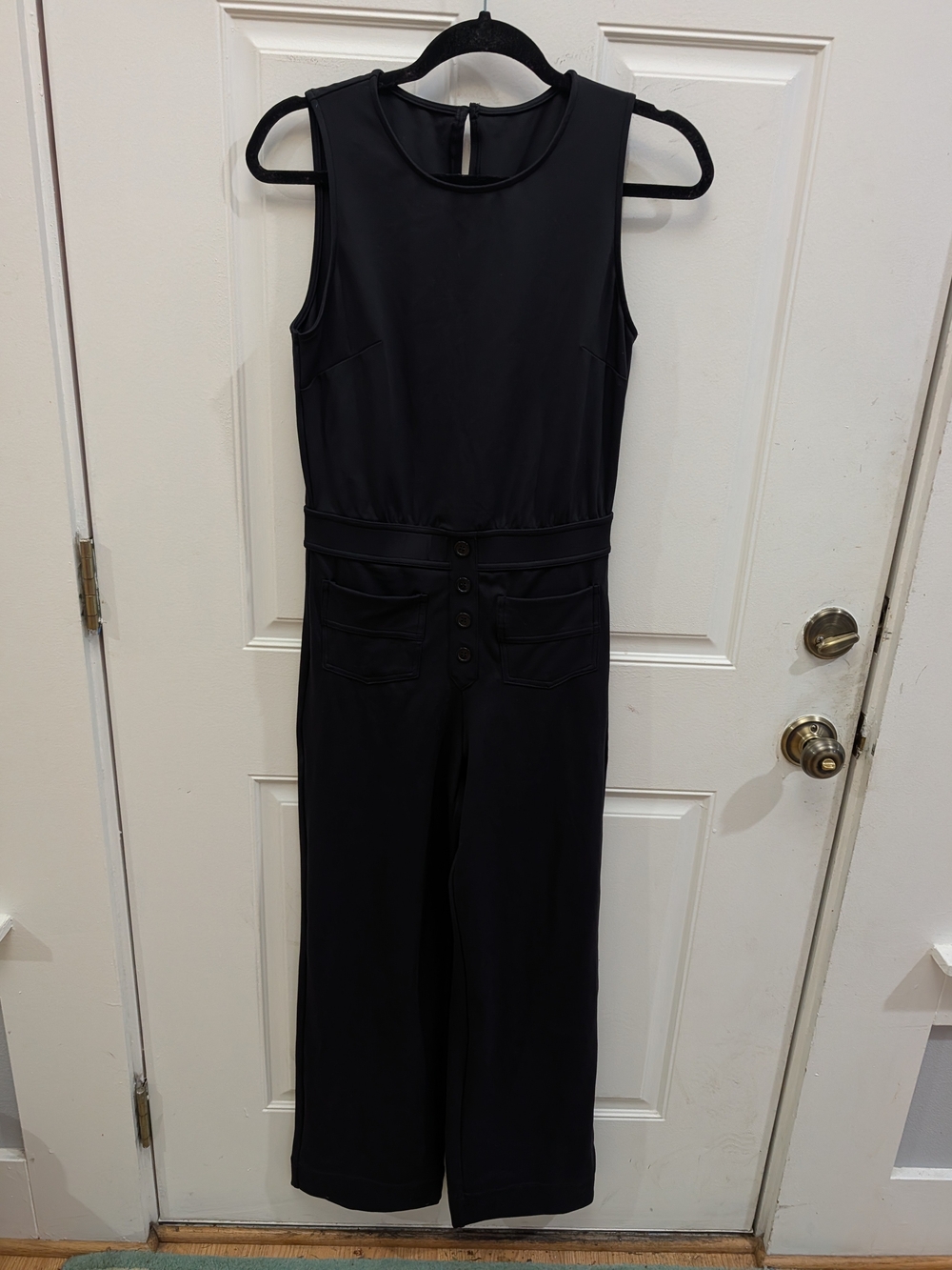 HALARA Black Sleeveless Button-Waist Jumpsuit